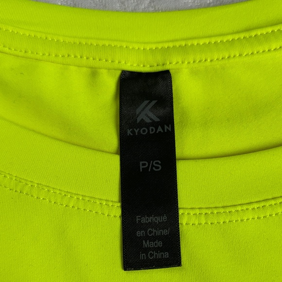 Neon Yellow Women's Workout Top - Picture 4 of 6